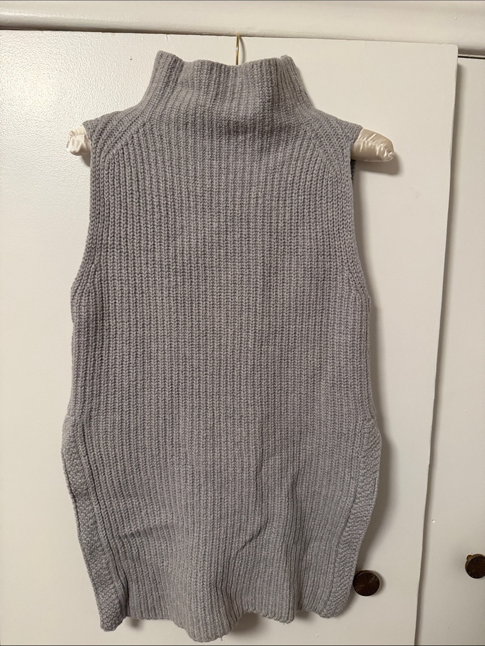 Wilfred Sleeveless Cowl Neck Knit Tank — Light Gray